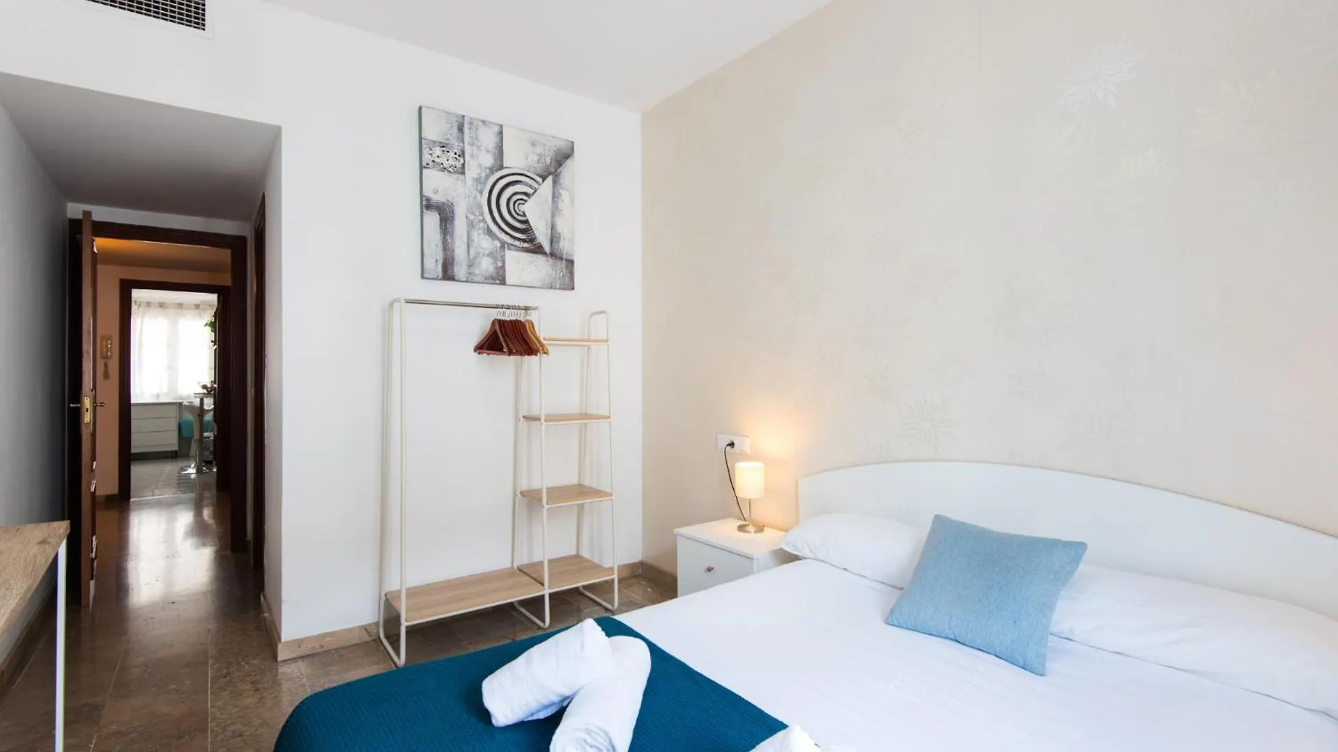 New Capuchinos 2Bed & 2Bath Apartment With Parking 말라가